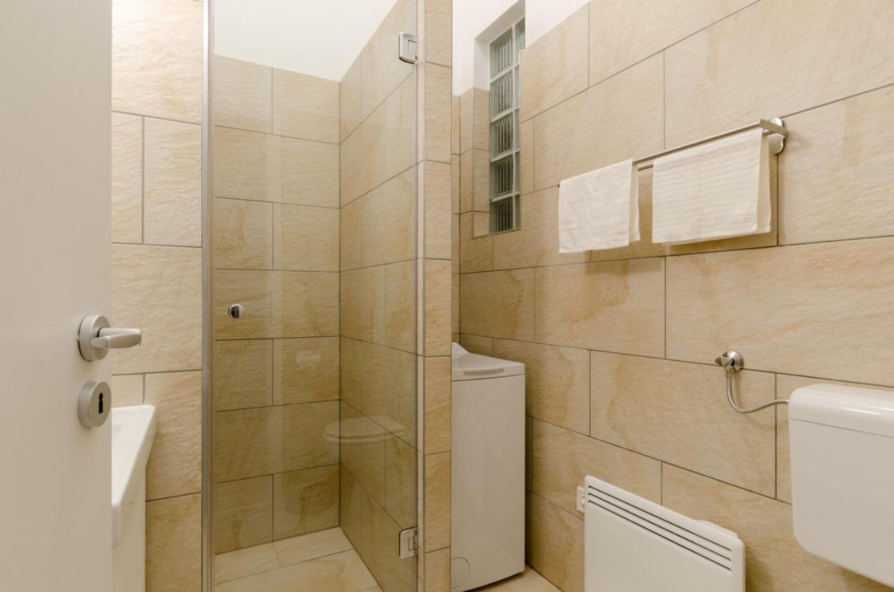 Cosy Studio In Party District Ak20S Budapest Bagian luar foto
